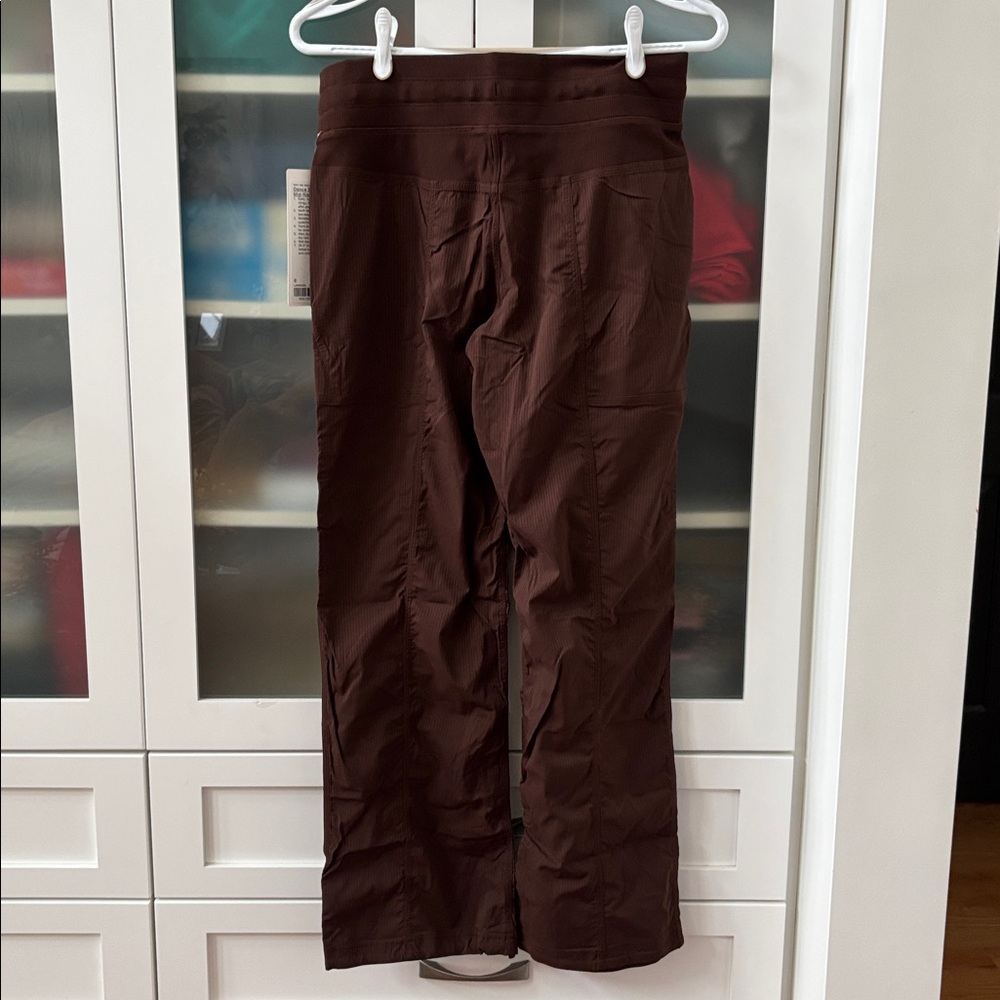Lululemon Dance Studio Mid Rise Pant 28.5โ SZ 6 LAVA CAKE NWT ๐ค๐ค๐ค - Picture 4 of 7